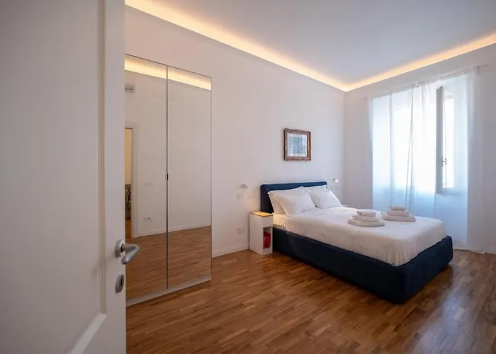 Vatican Cloud Luxury Modern Apartament *