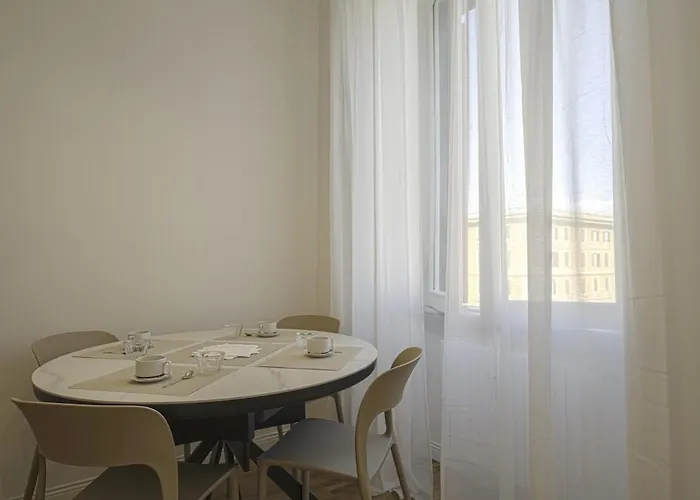 Vatican Cloud Luxury Modern Apartament *